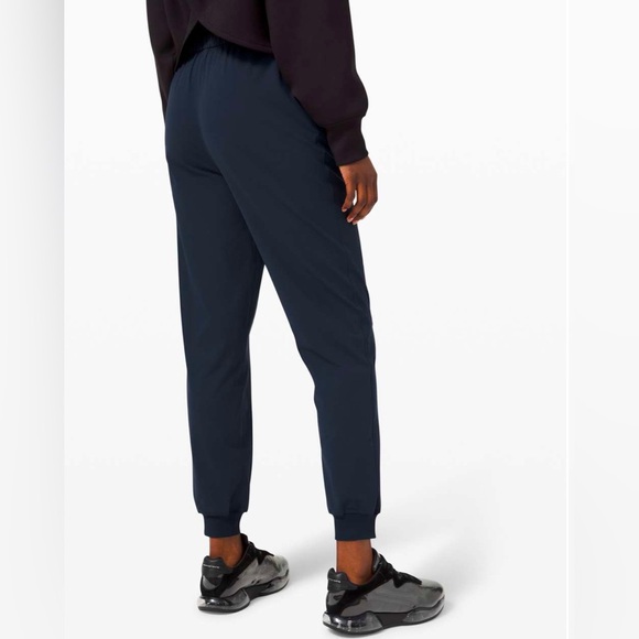 Lululemon Keep Moving Jogger
True Navy size 10 - Picture 4 of 10